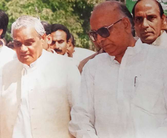 Atal Bihari Vajpayee and Lalji Tandon