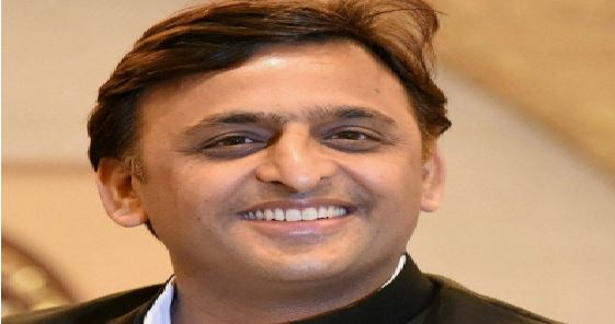 former CM Akhilesh Yadav gift to Topper Bulandshahr