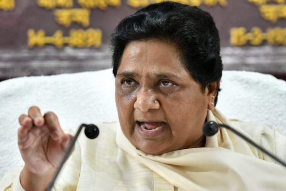 Mayawati attacked government view law and order Lucknow