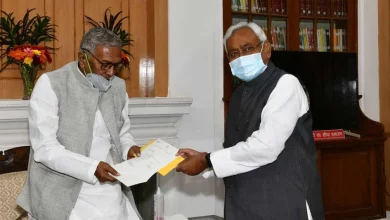 Photo of Nitish kumar Resigns : नीतीश कुमार ने दिया मुख्यमंत्री पद से इस्तीफ़ा !   